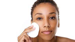 Éclaircissement de la Peau : Révélez votre Éclat Naturel avec la Poudre de Nila !"