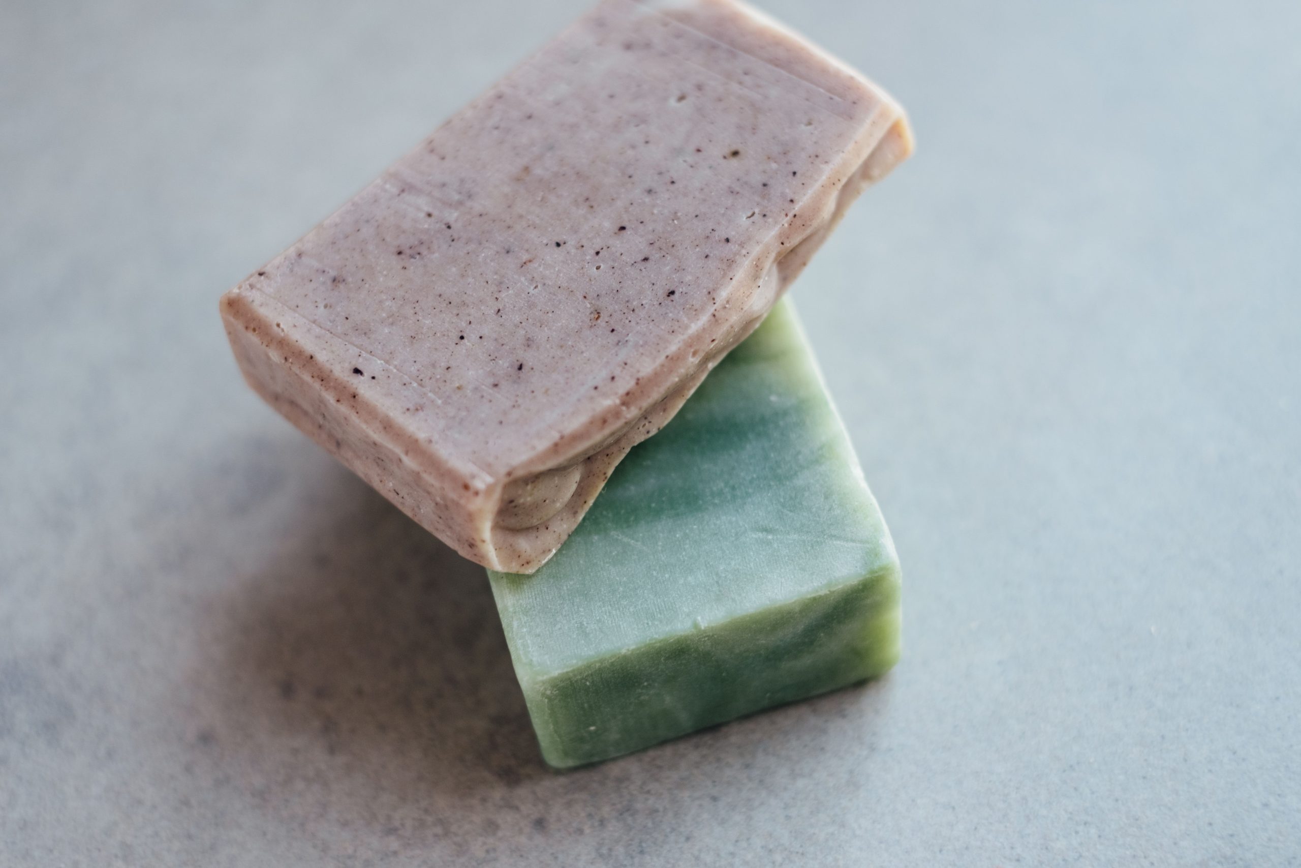 Savons artisanaux biologiques textures naturelles