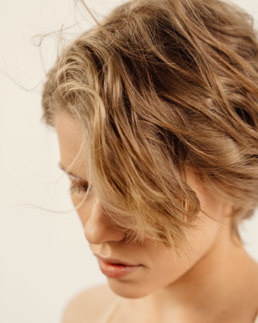Balayage sur cheveux courts, ça marche vraiment ?